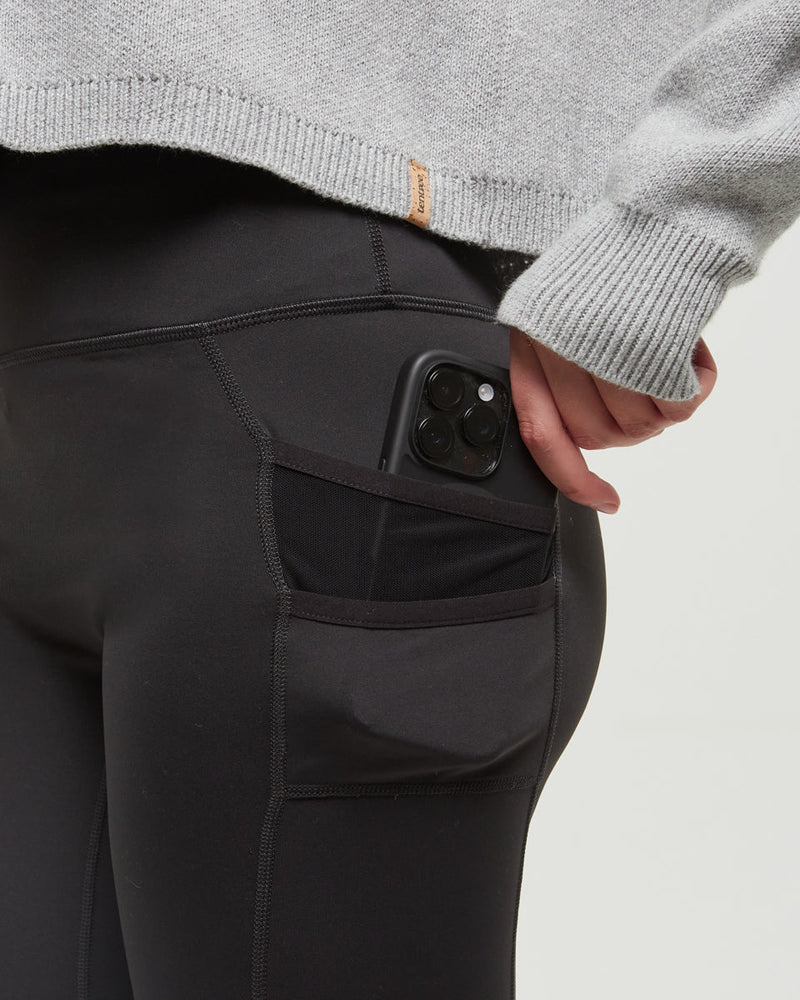 Black-High-Rise-Brushed-Legging