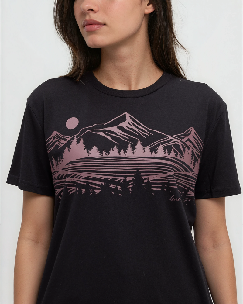 Black-Women_s-Graphic-T-Shirt