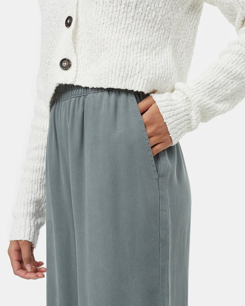 Green-Eco-Friendly-High-Rise-Pant