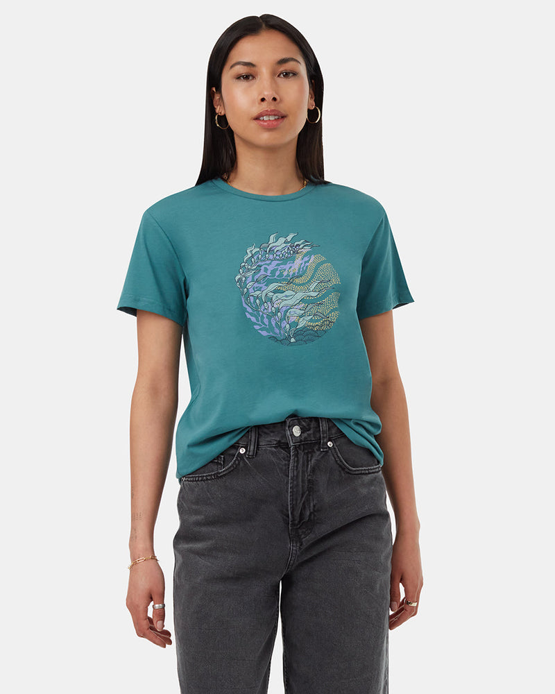 womens_graphic_kelp_tee