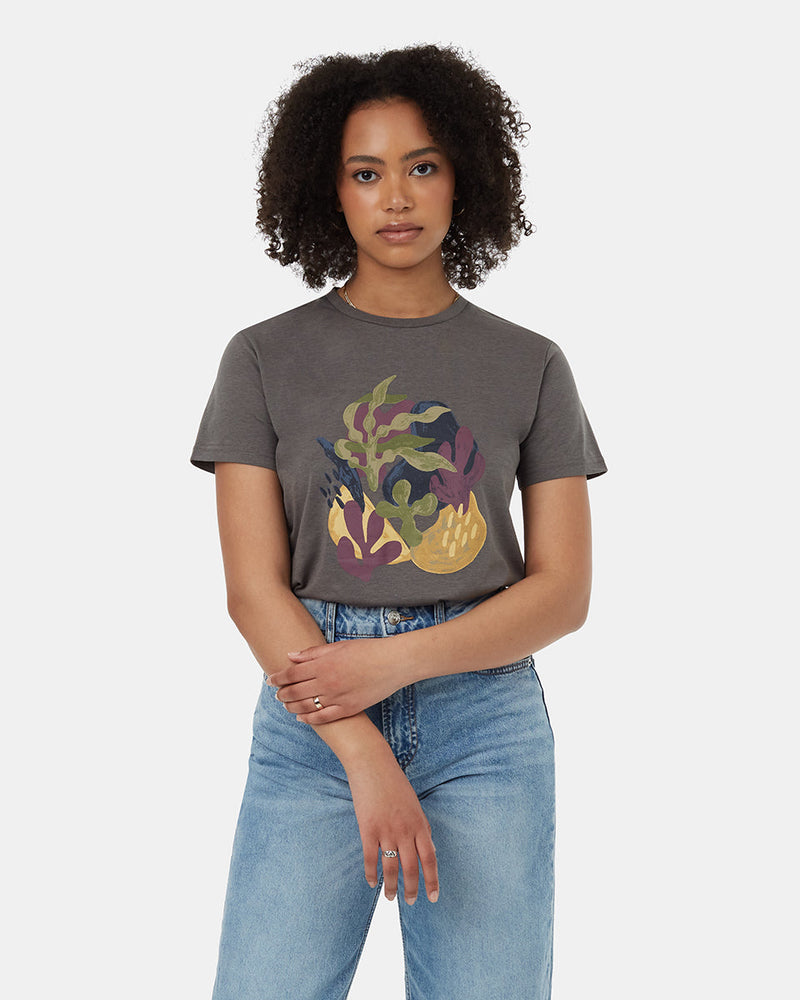 womens_graphic_t-shirt